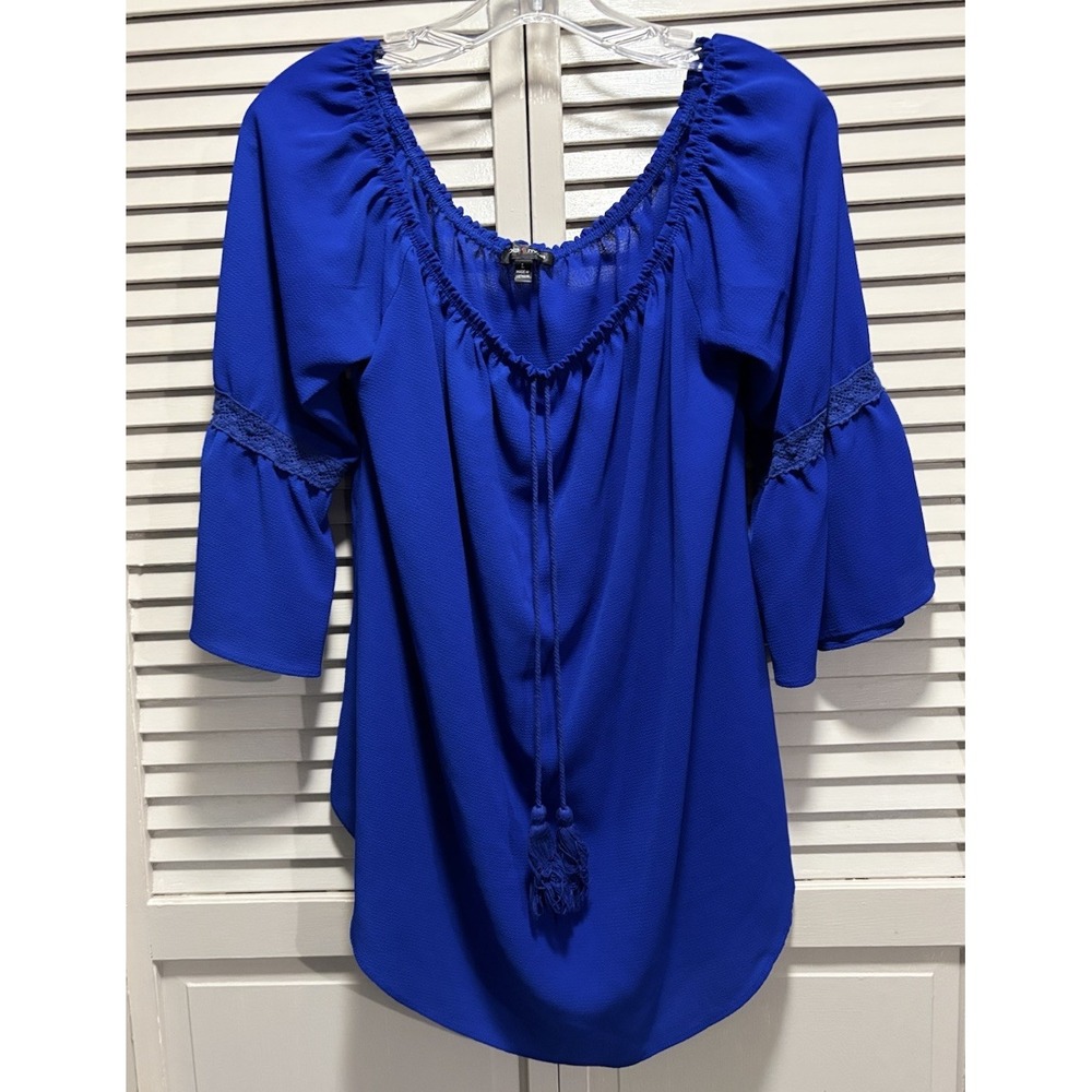Moa Moa Blue Tie Elastic Hem 3/4 Bell Sleeve Size Large Flowy Lace Detail‎